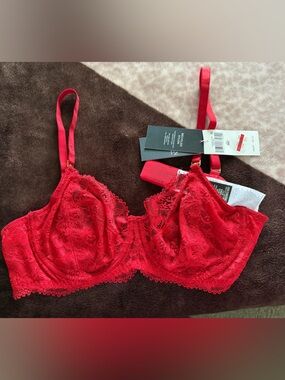 Ralph Lauren Red Lace Underwire Bra